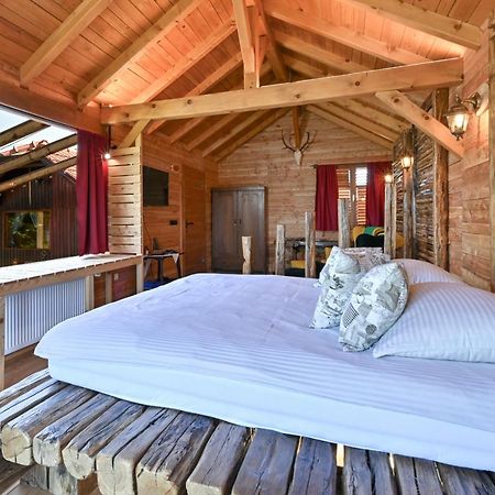 Holiday Home Dika スヴェティ・マルティン・ナ・ムリ エクステリア 写真