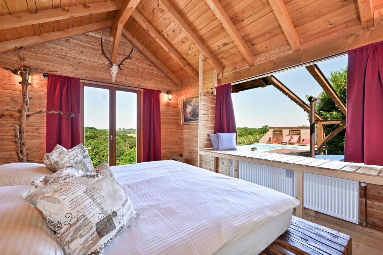 Holiday Home Dika スヴェティ・マルティン・ナ・ムリ エクステリア 写真